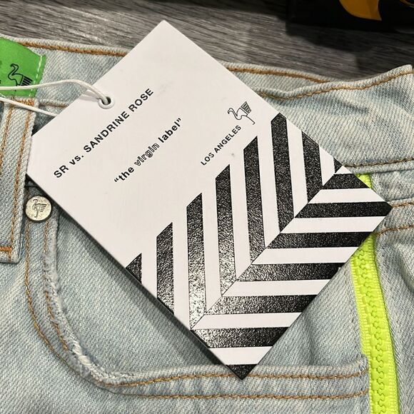 Free People NWT Sandrine Rose distressed light wash denim shorts neon zipper 26 - Picture 9 of 9